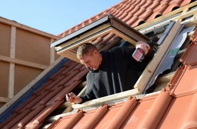Pose de fenêtres de toit Velux à Brévainville